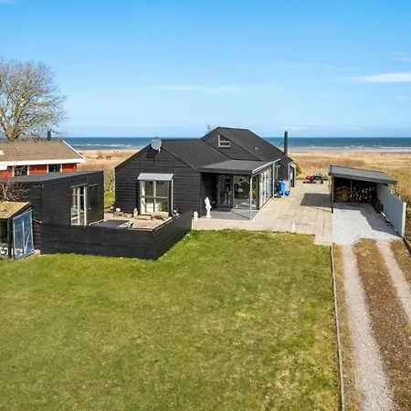 4 Bedroom Lovely In Frederikshavn