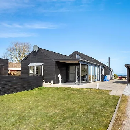 Cozy Home In Frederikshavn With House Sea View *